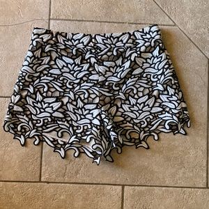 Alice and Olivia lacy short, summer short